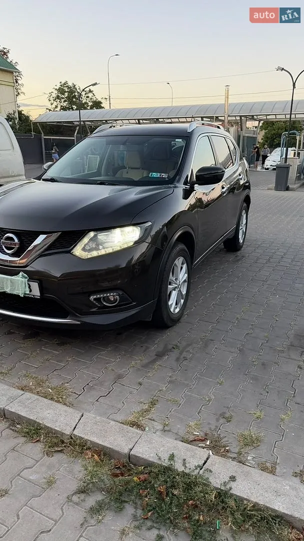 Nissan Rogue, 2016