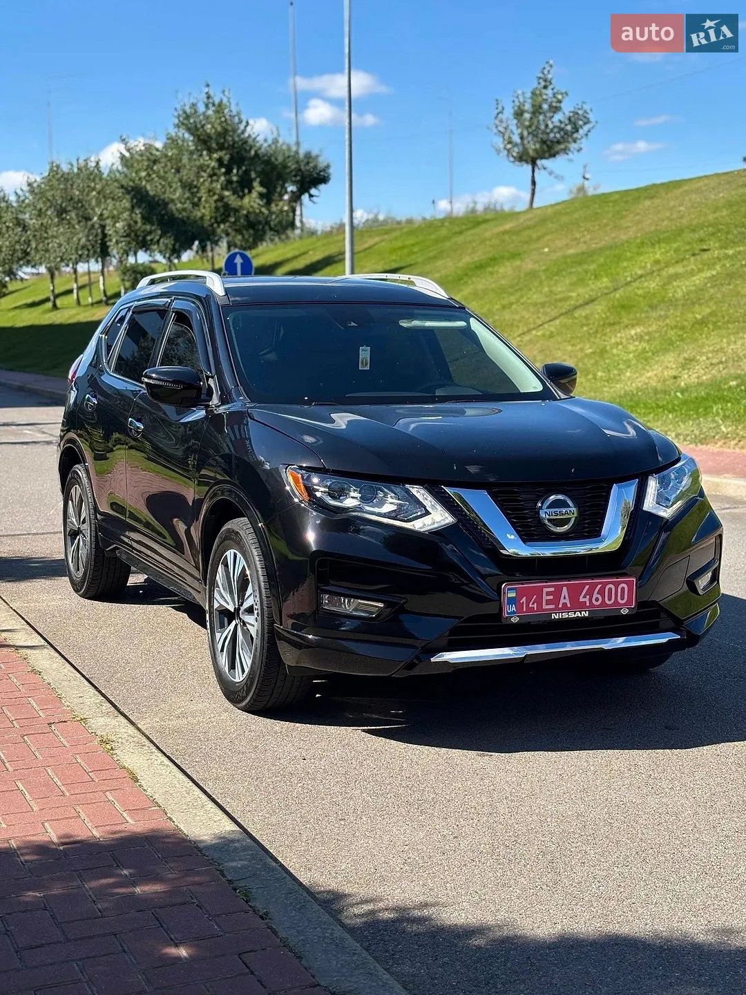 Nissan Rogue, 2019