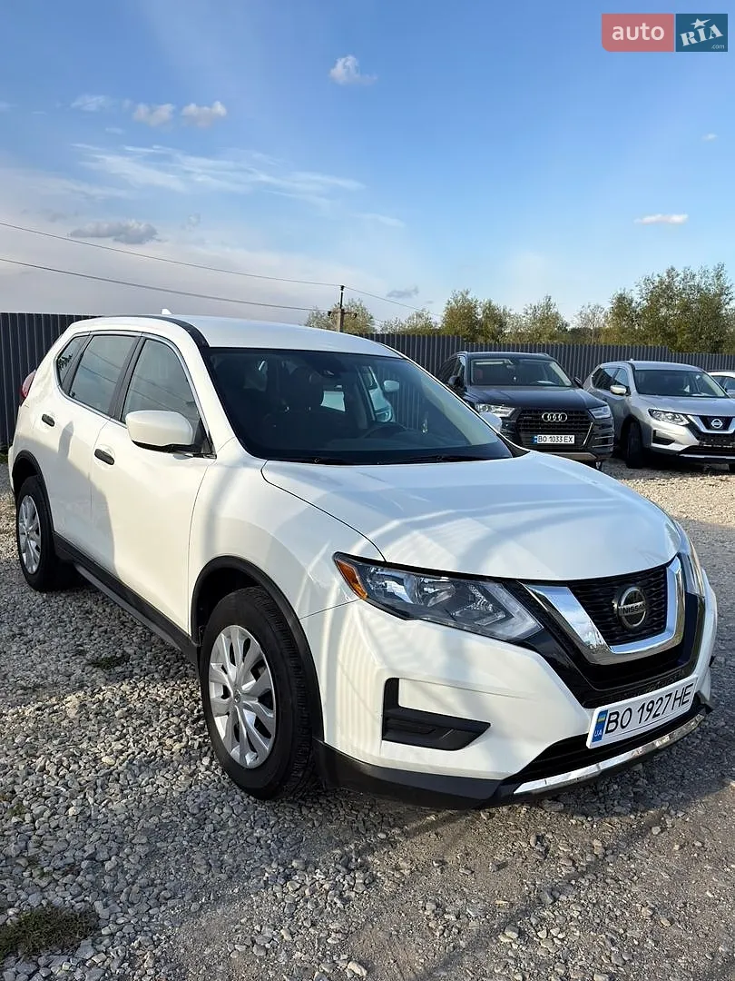 Nissan Rogue, 2020