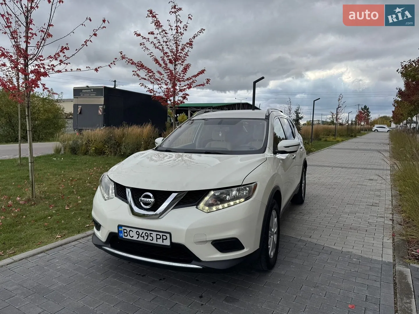 Nissan Rogue, 2015
