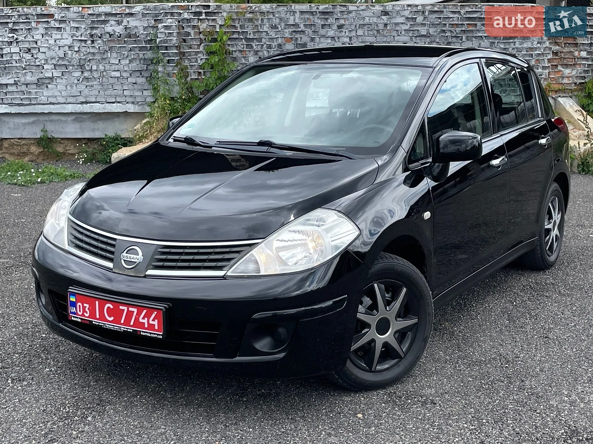 Nissan TIIDA, 2009