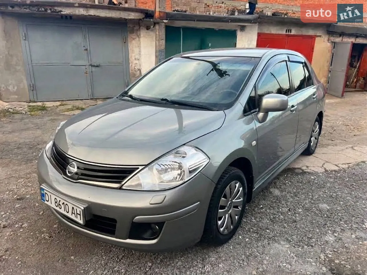 Nissan TIIDA, 2010