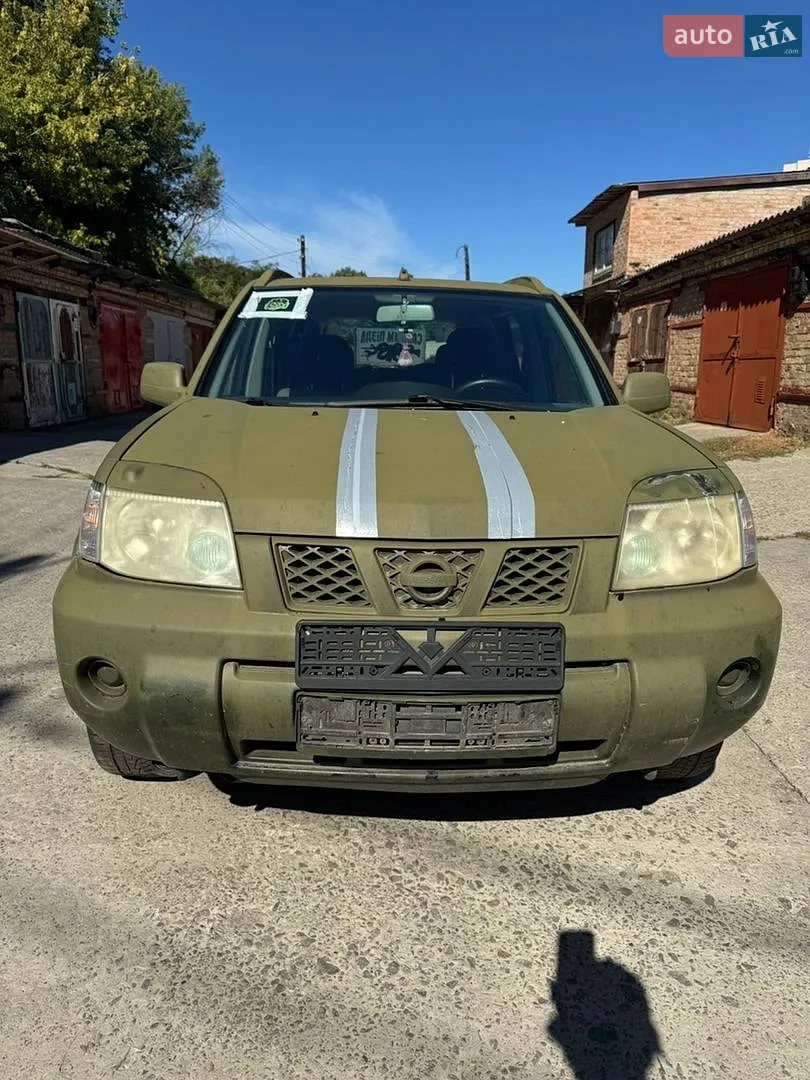 Nissan X-Trail, 2004