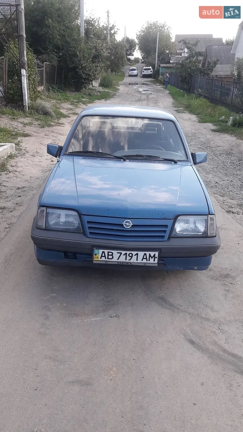 Opel Ascona, 1988
