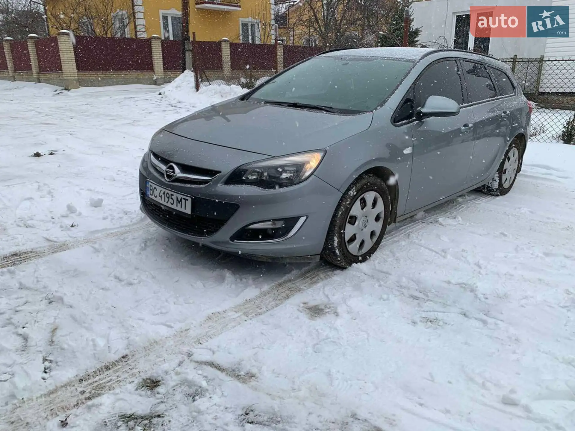 Opel Astra, 2013