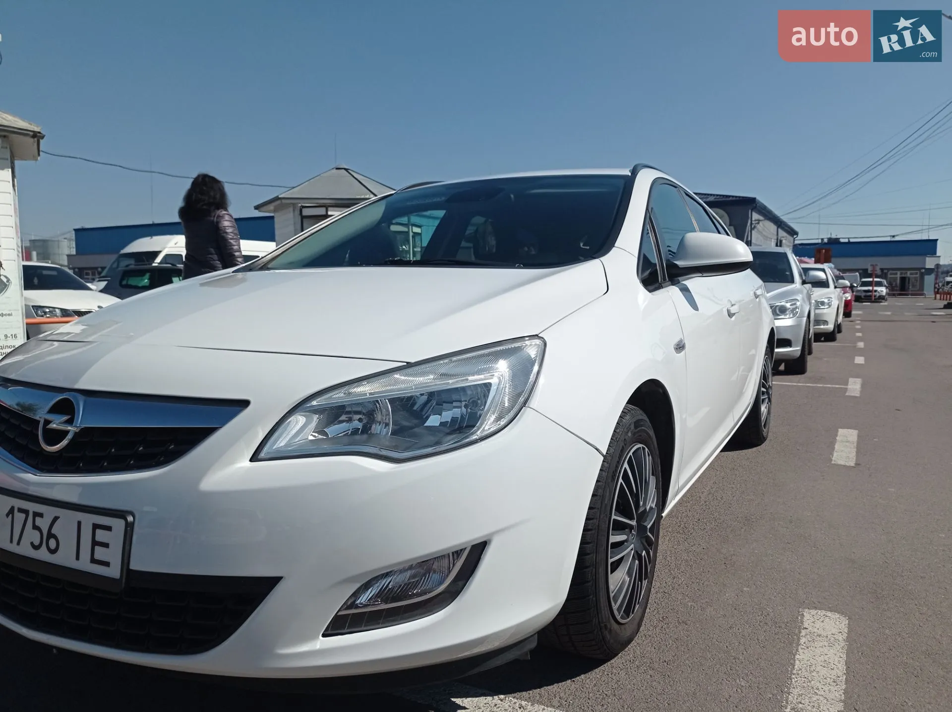 Opel Astra, 2011