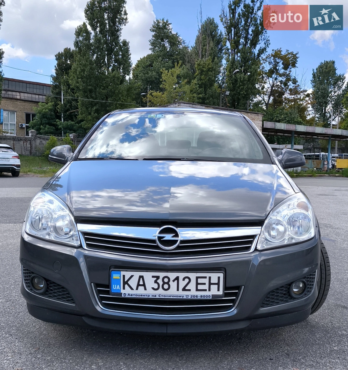 Opel Astra, 2012