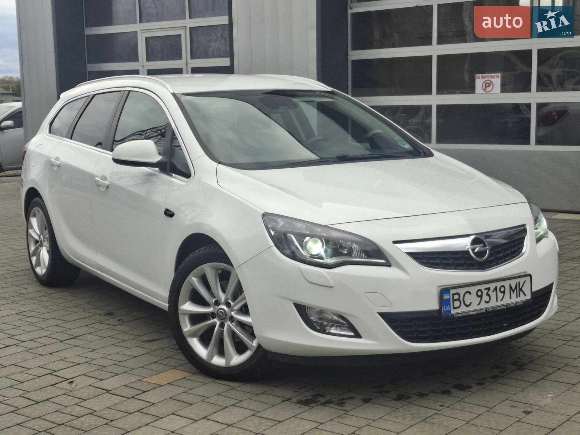 Opel Astra, 2012