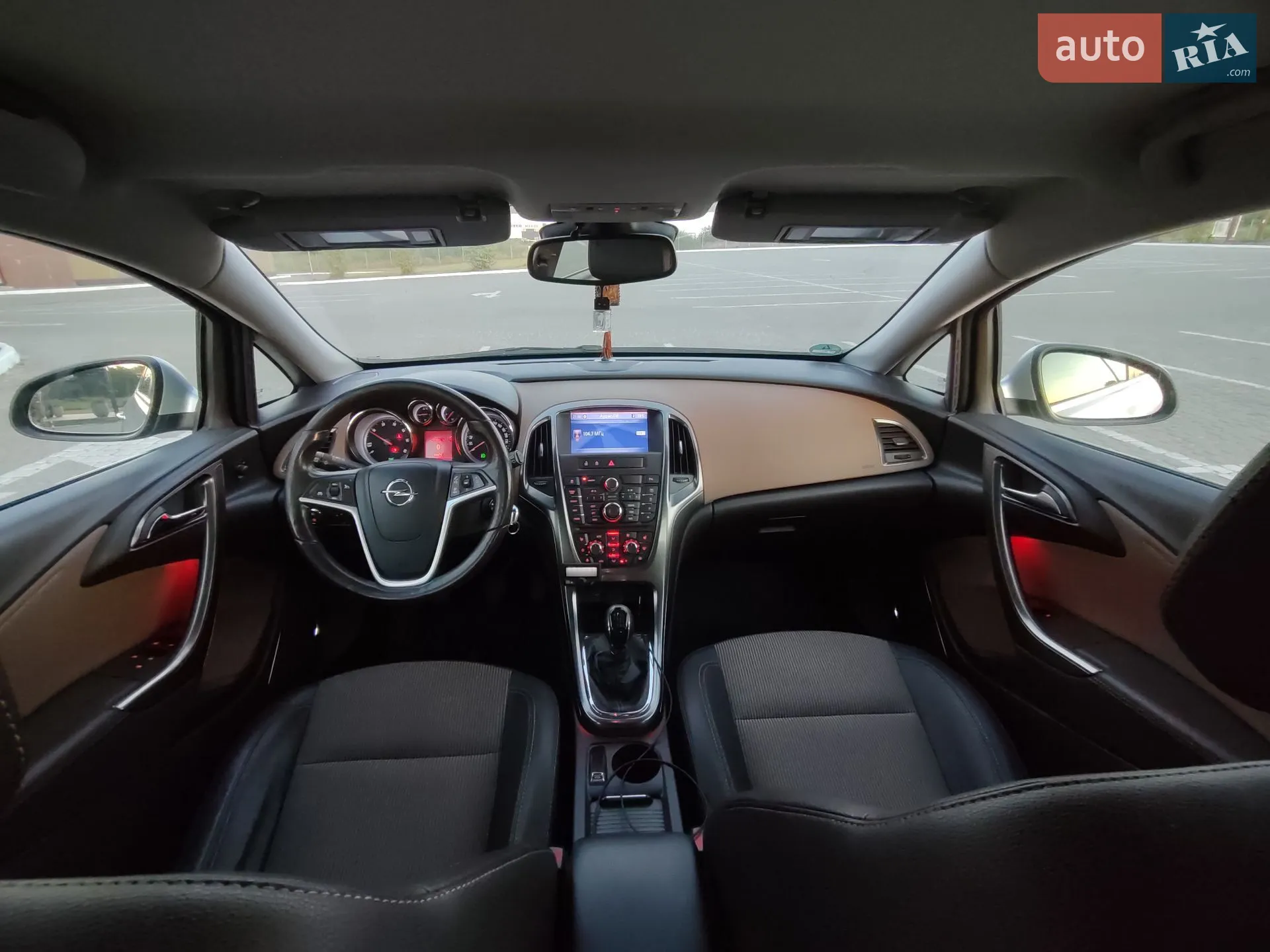 Opel Astra, 2012