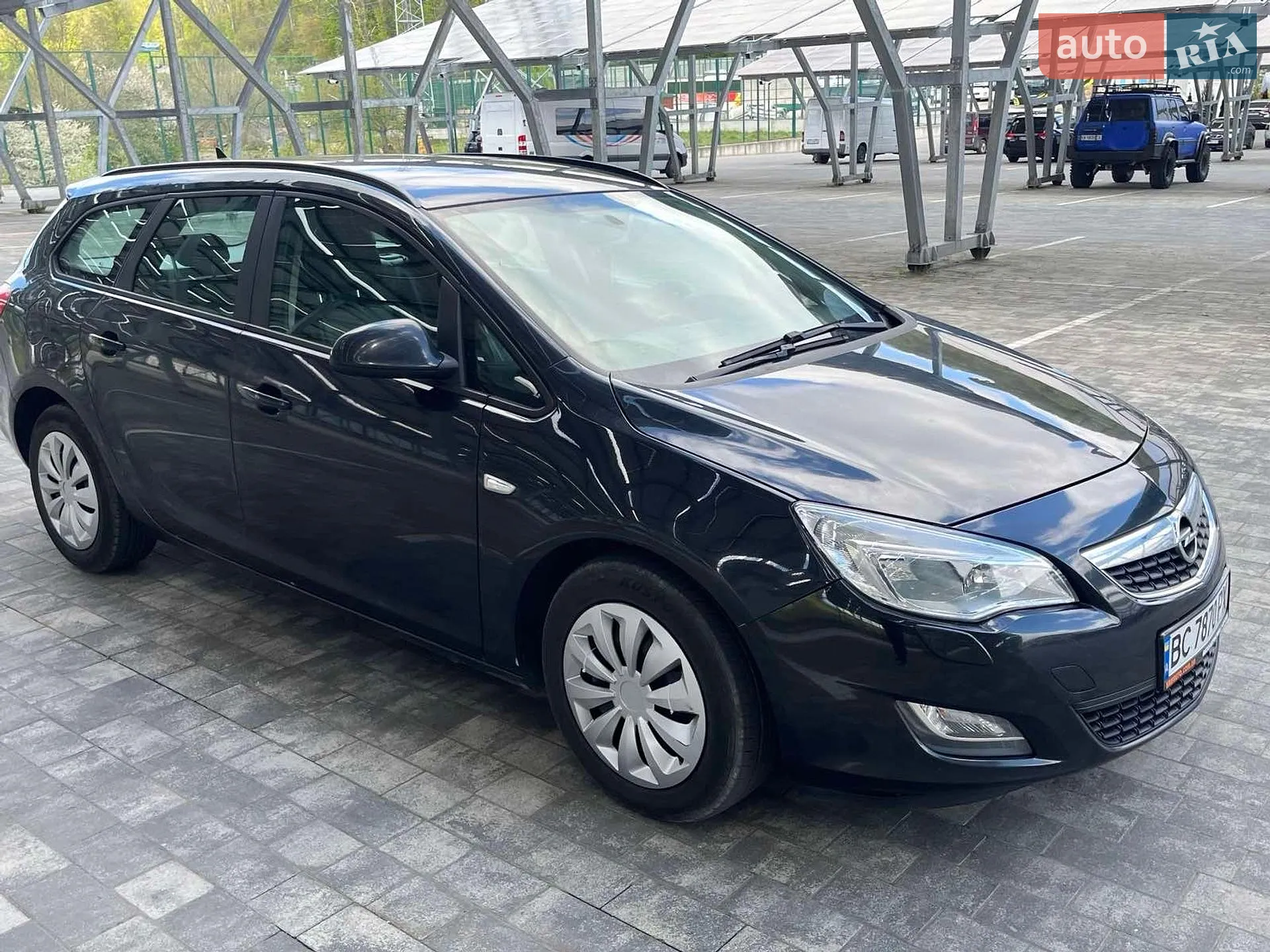 Opel Astra, 2012