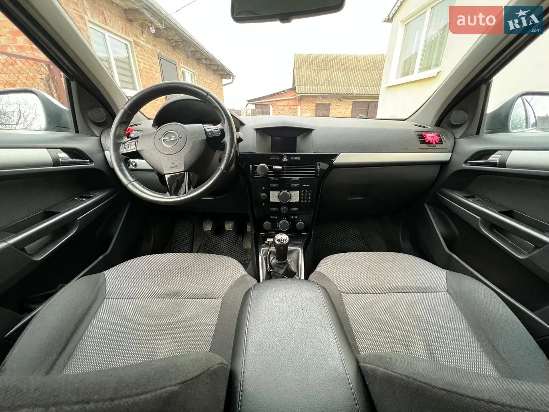 Opel Astra, 2010