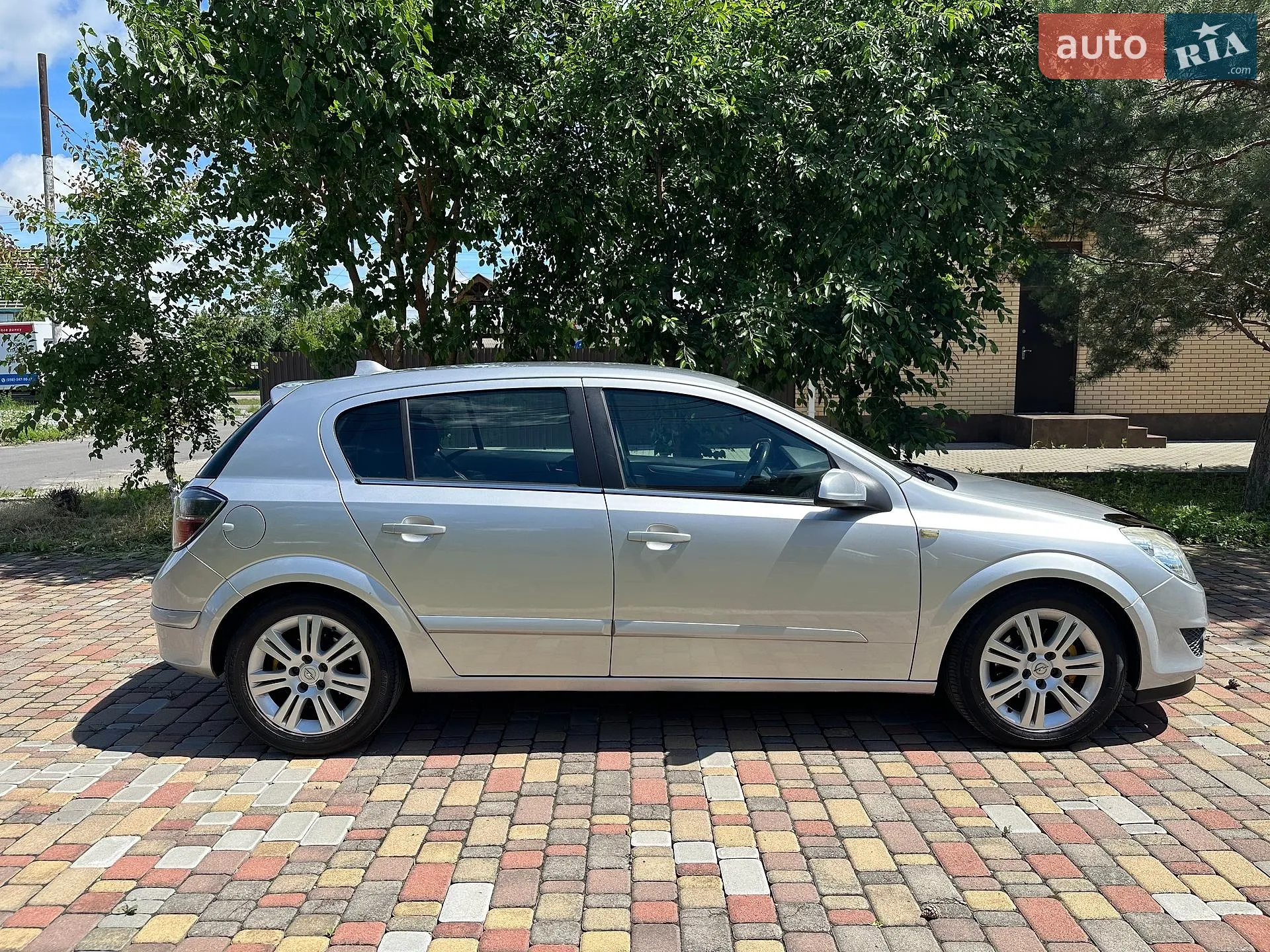 Opel Astra, 2010