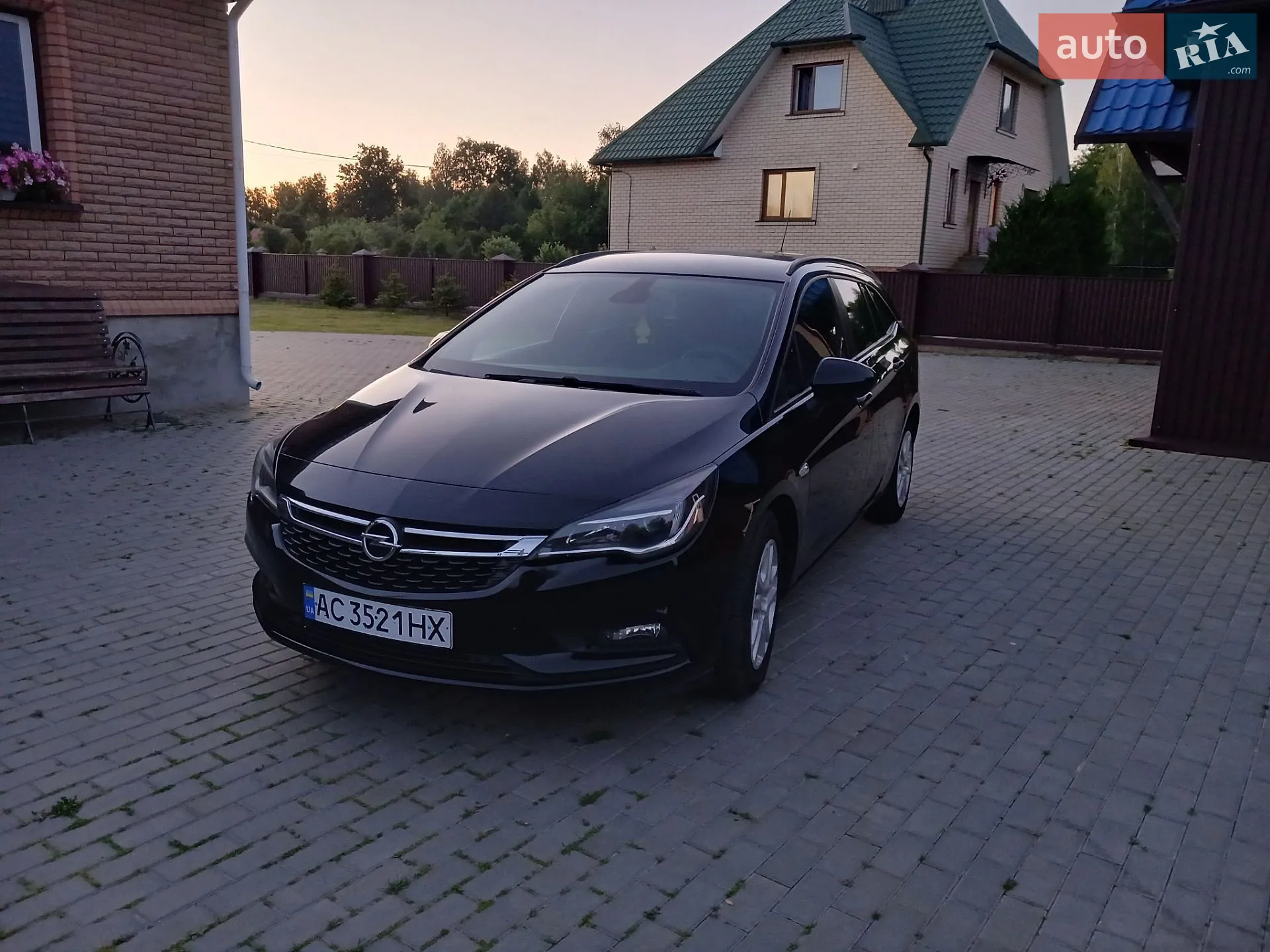 Opel Astra, 2019