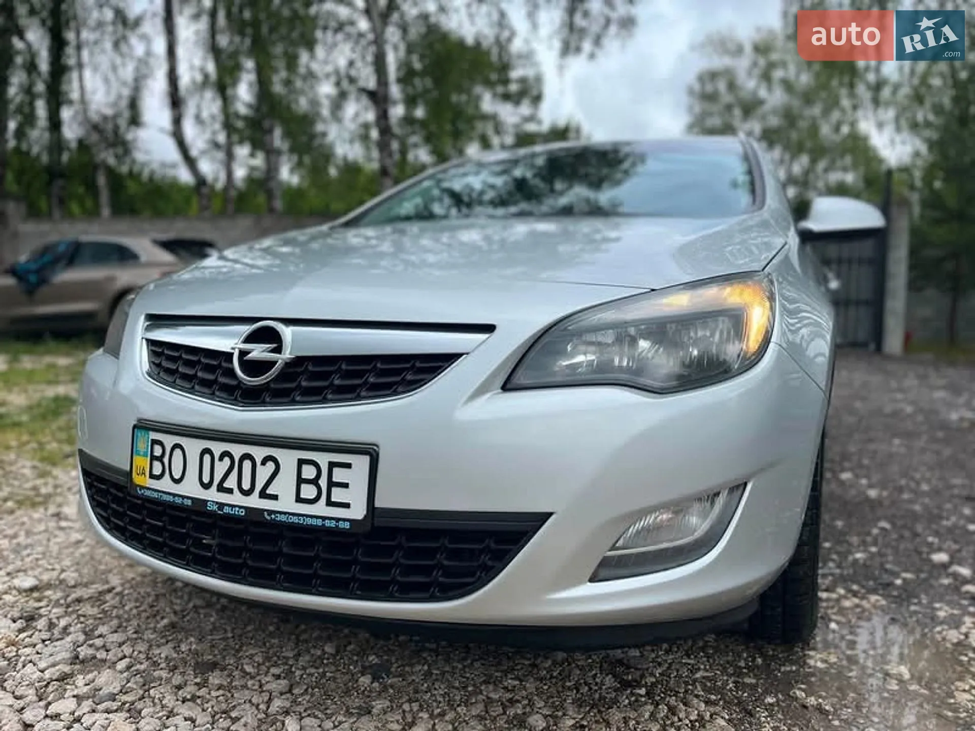 Opel Astra, 2011