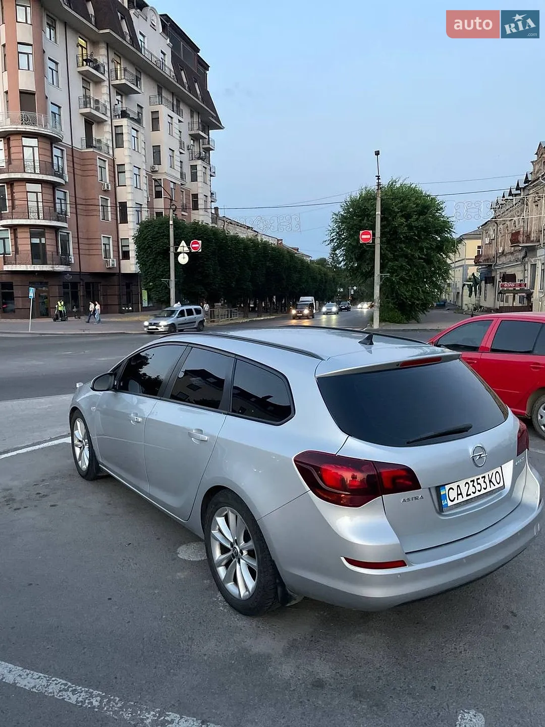 Opel Astra, 2011