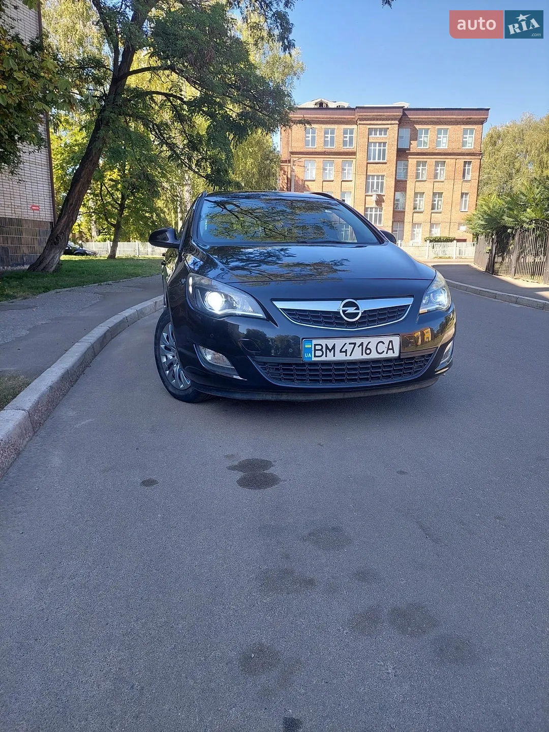 Opel Astra, 2011
