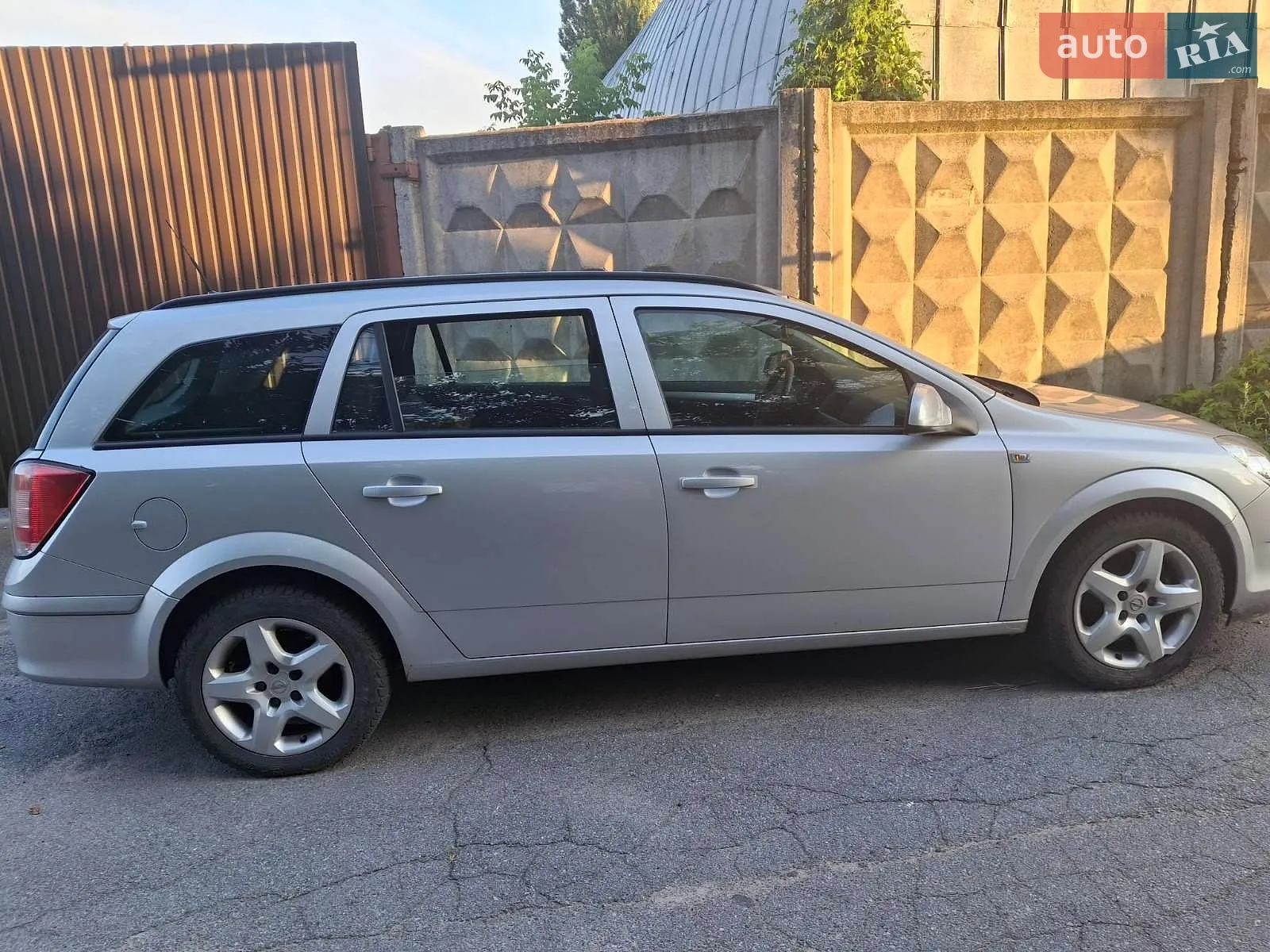 Opel Astra, 2009