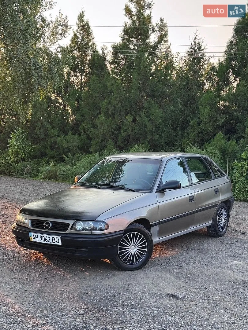 Opel Astra, 1996