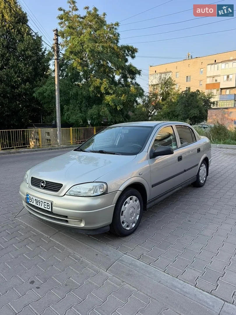 Opel Astra, 2008