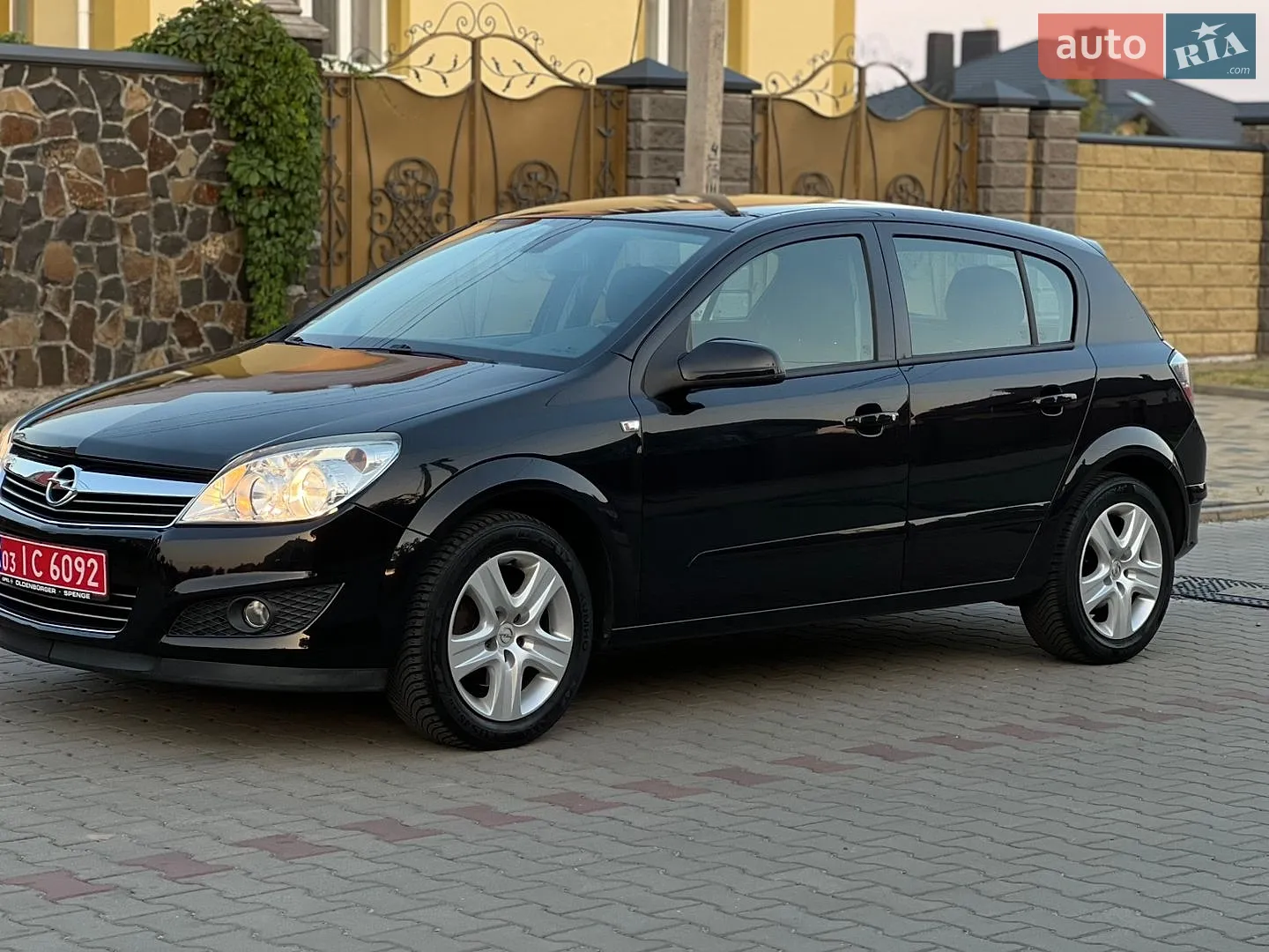 Opel Astra, 2009