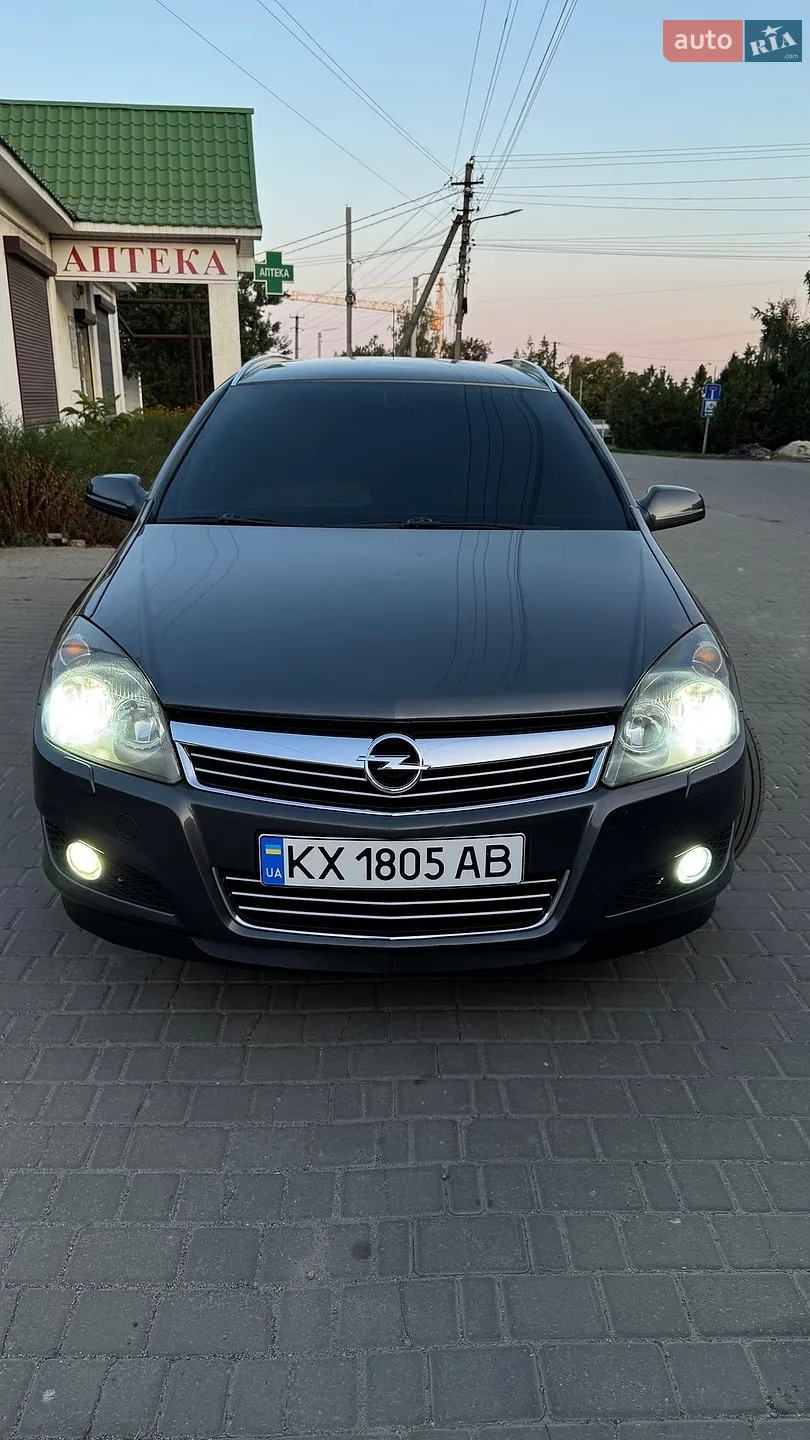 Opel Astra, 2008