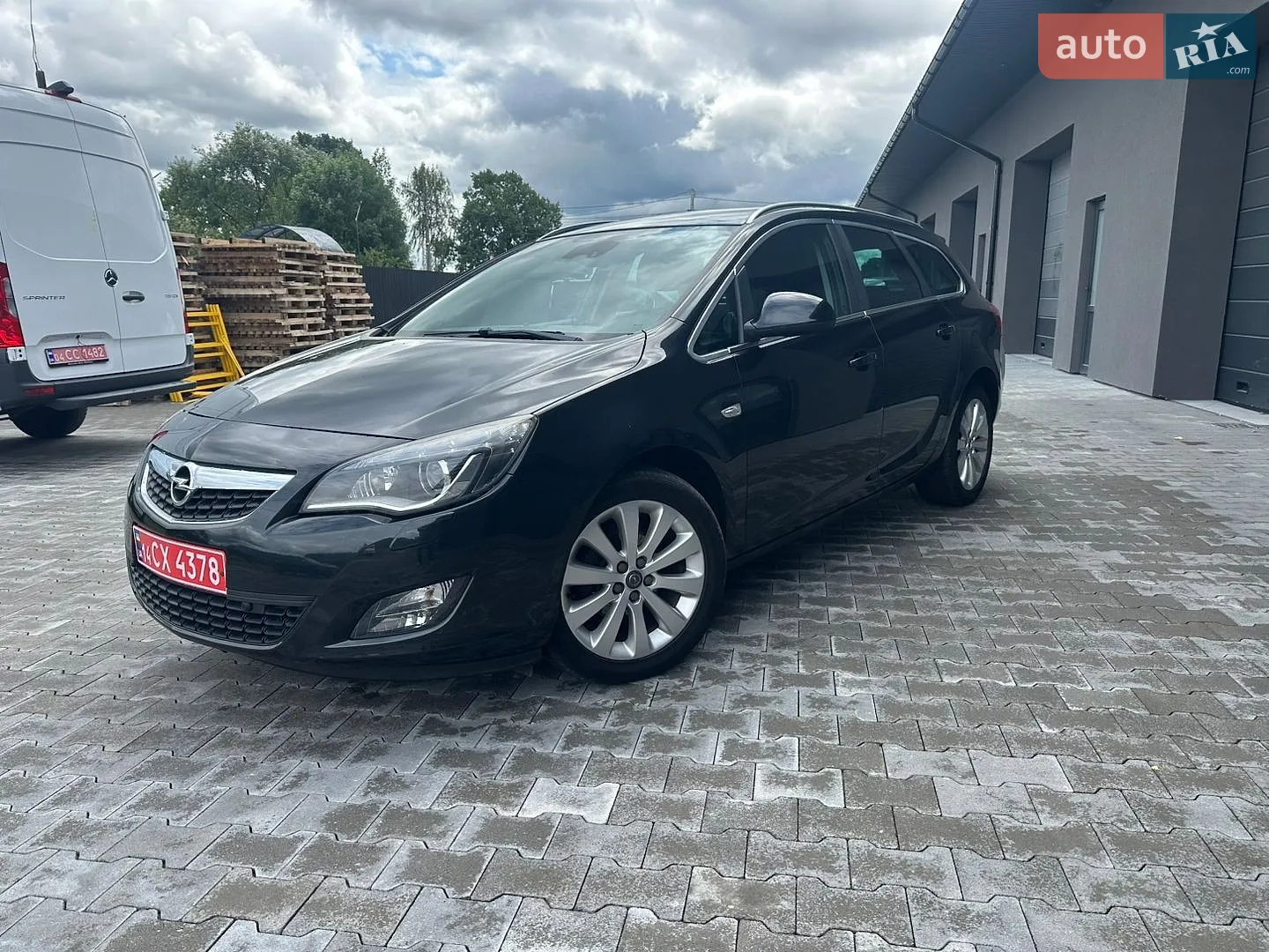 Opel Astra, 2012