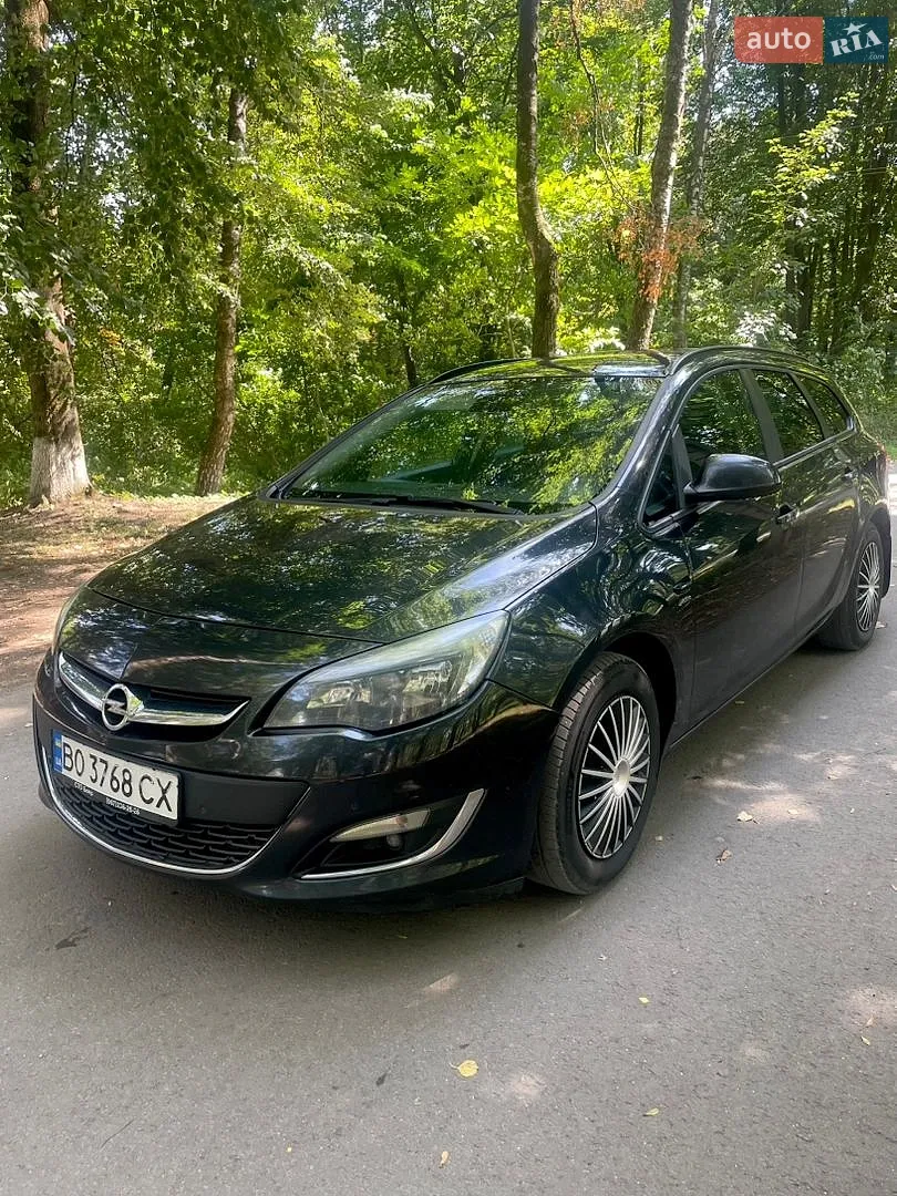 Opel Astra, 2013