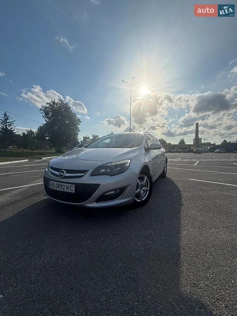 Opel Astra, 2014