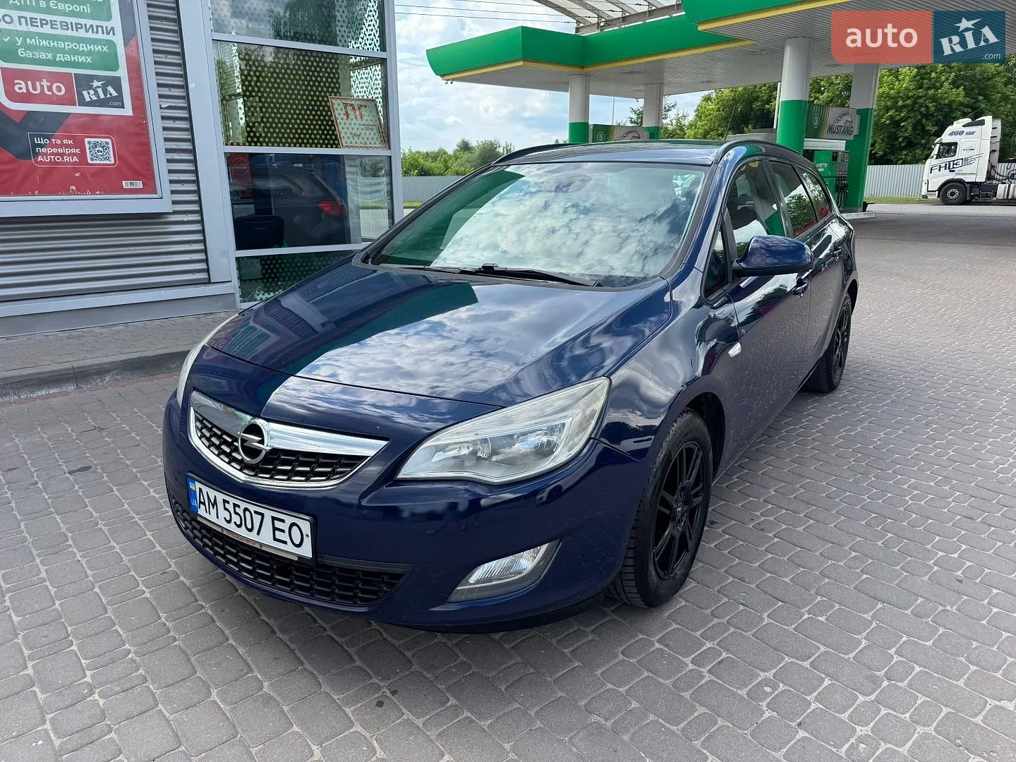 Opel Astra, 2012