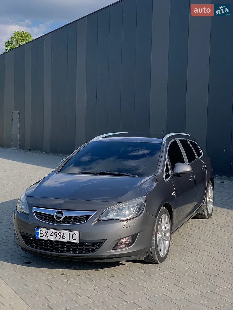 Opel Astra, 2010