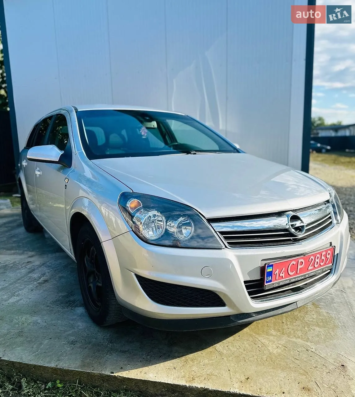 Opel Astra, 2010