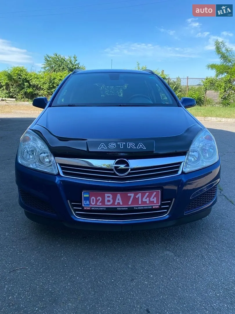 Opel Astra, 2009