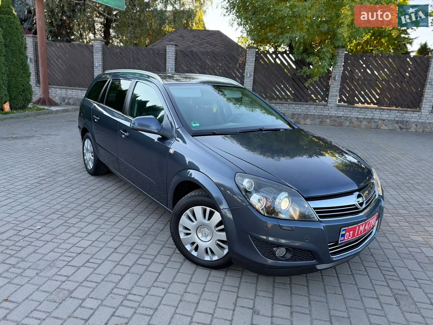 Opel Astra, 2010