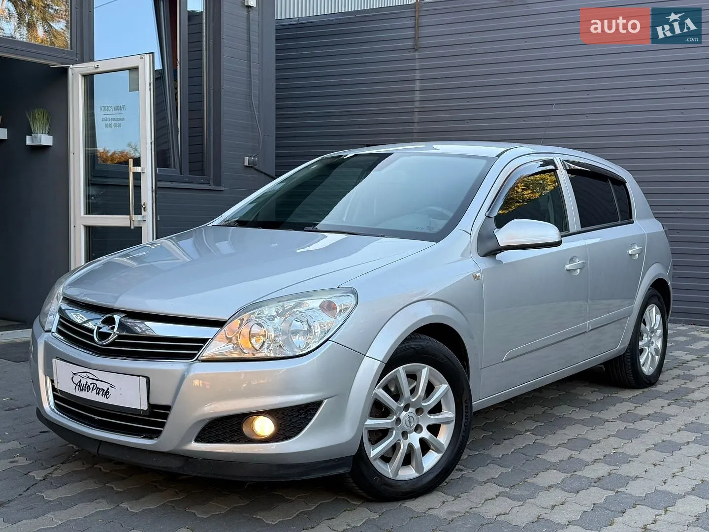 Opel Astra, 2009