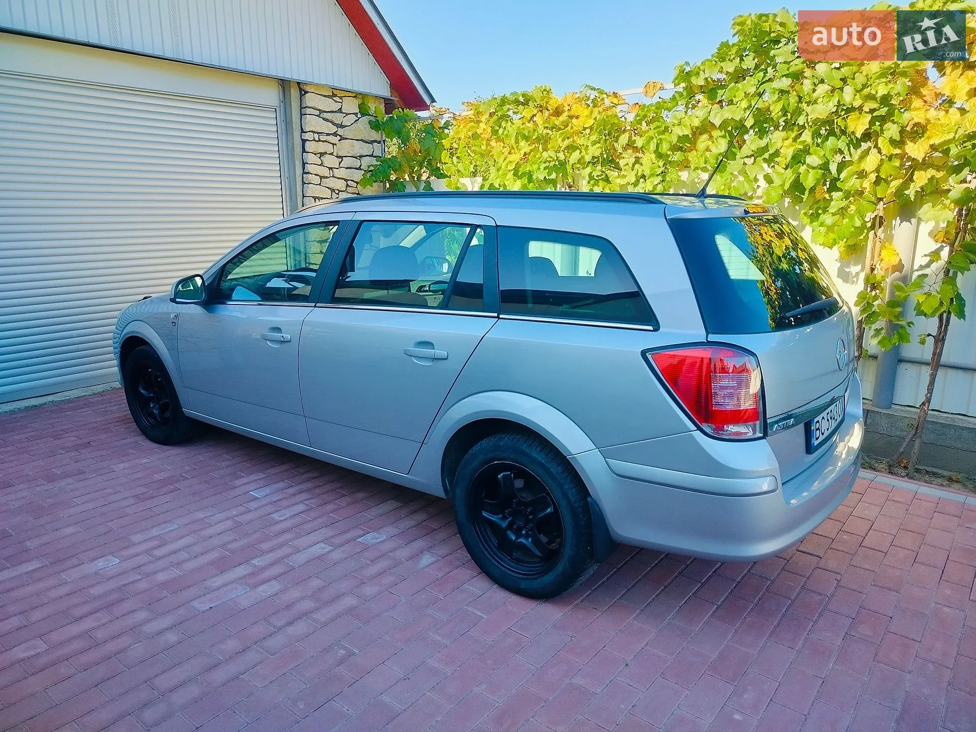 Opel Astra, 2010