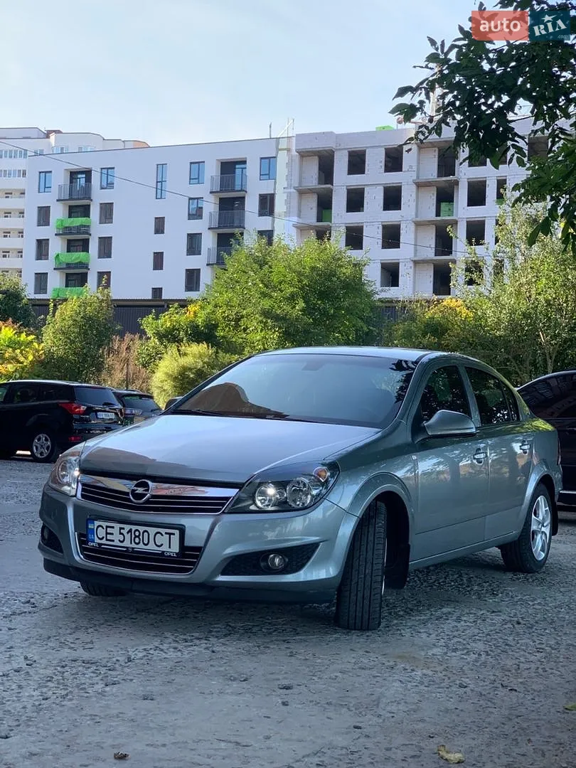 Opel Astra, 2013