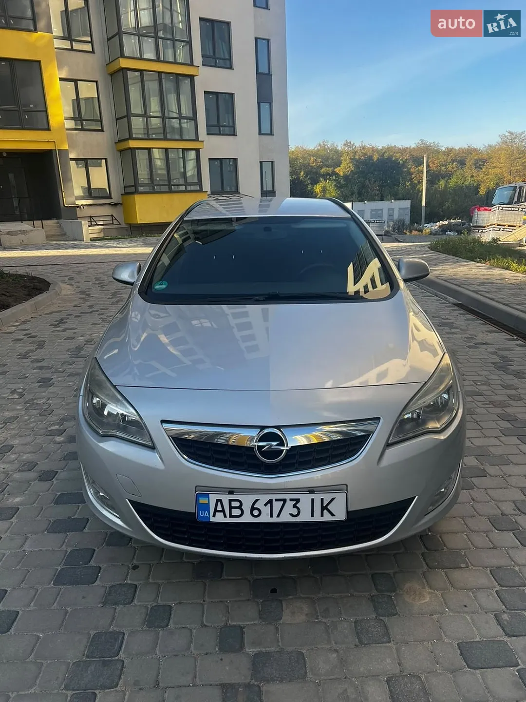 Opel Astra, 2011