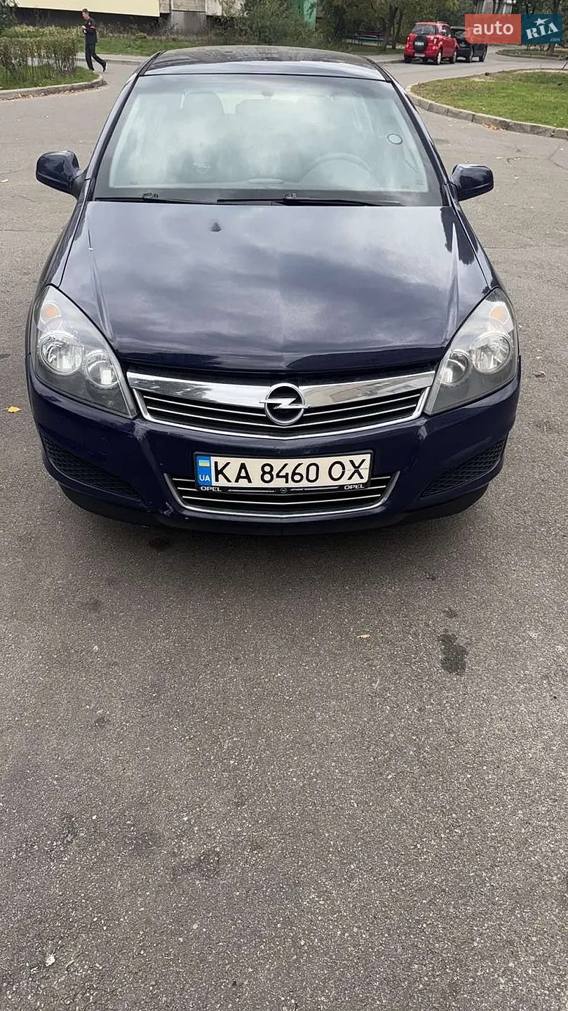 Opel Astra, 2012