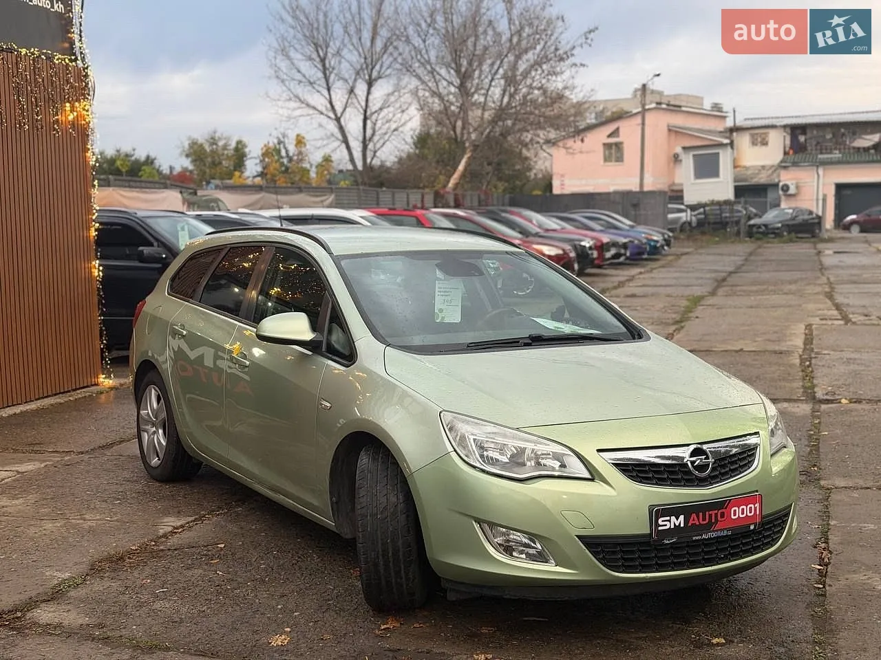 Opel Astra, 2011