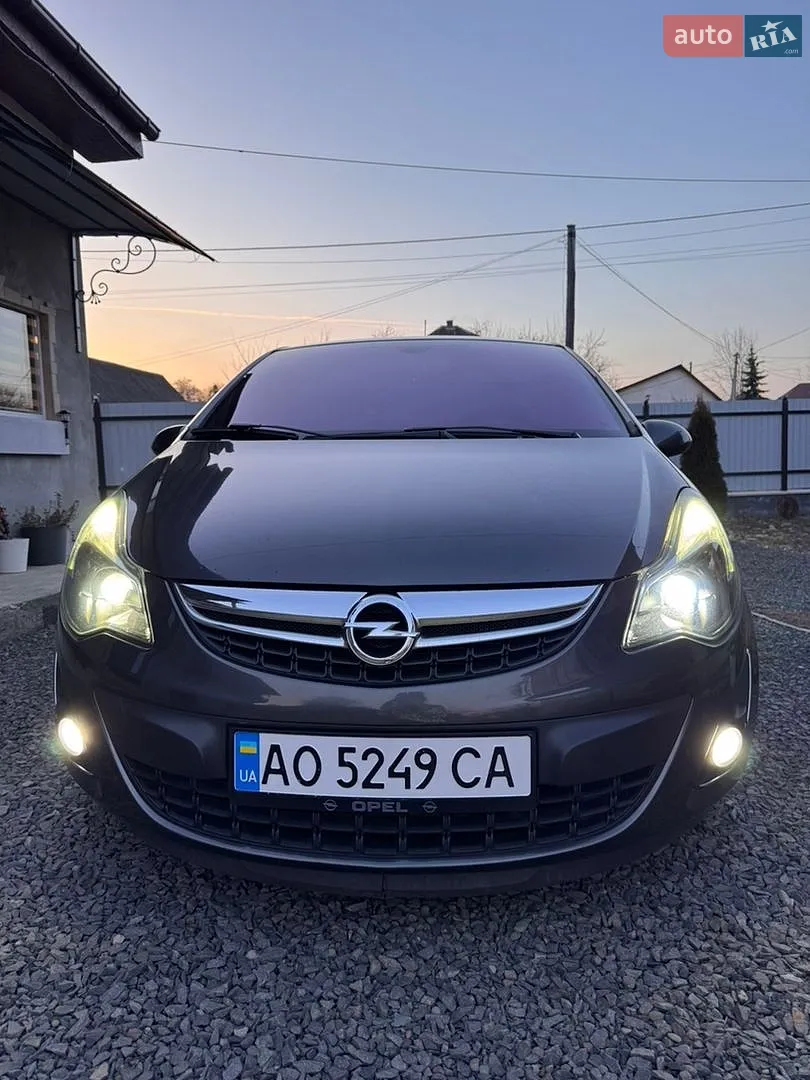 Opel Corsa, 2011
