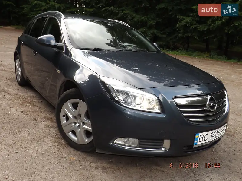 Opel Insignia, 2011