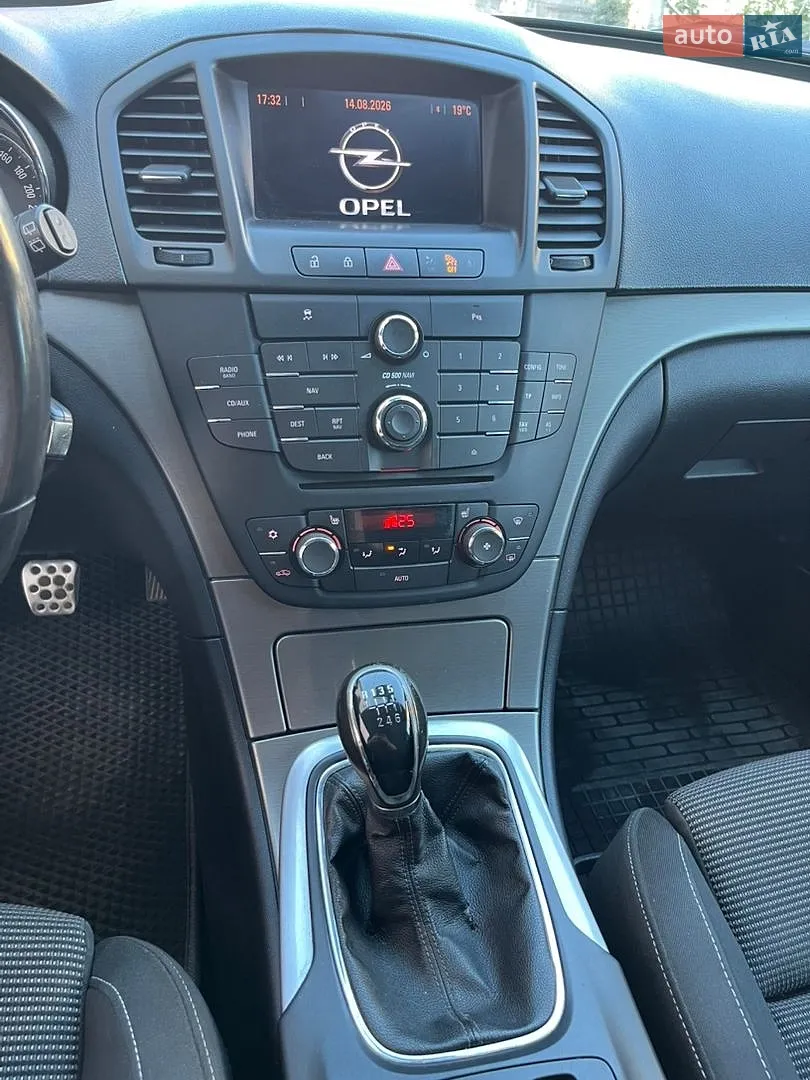 Opel Insignia, 2010
