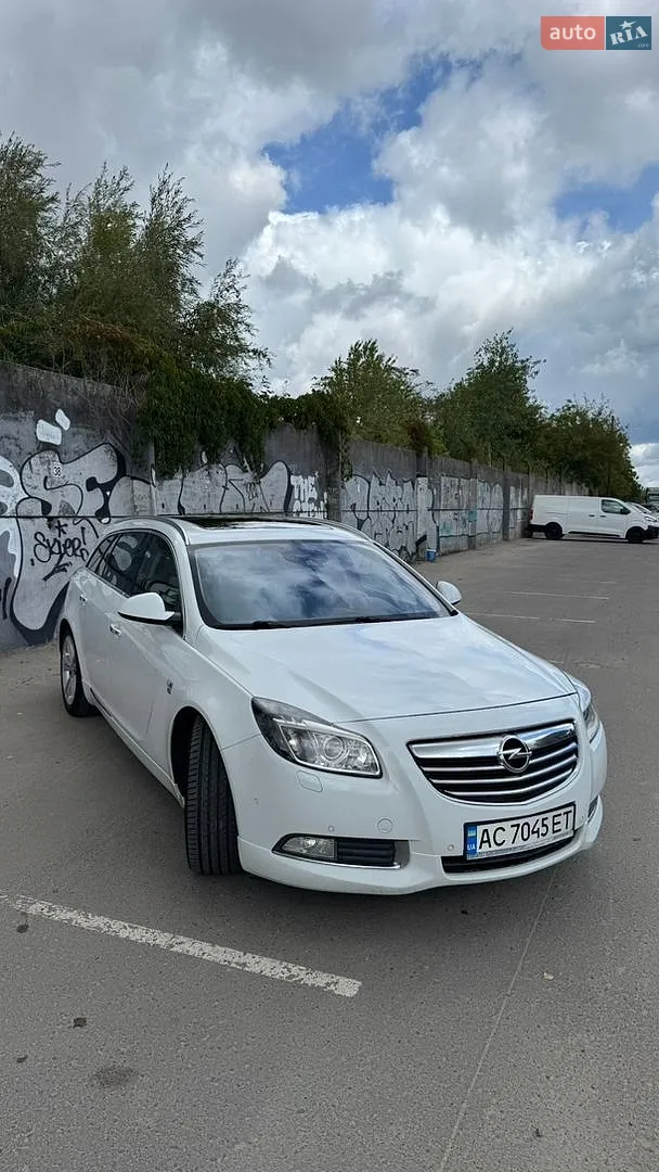 Opel Insignia, 2012