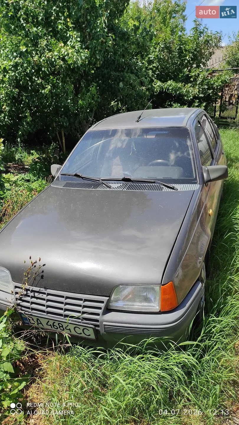 Opel Kadett, 1987