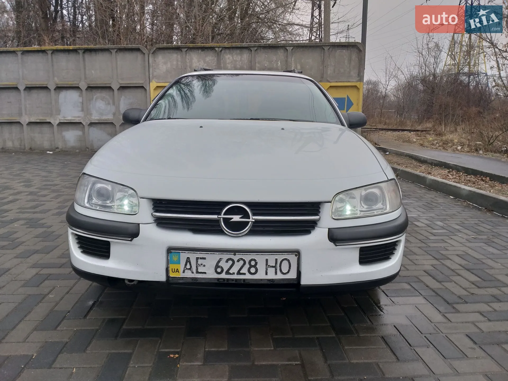 Opel Omega, 1995