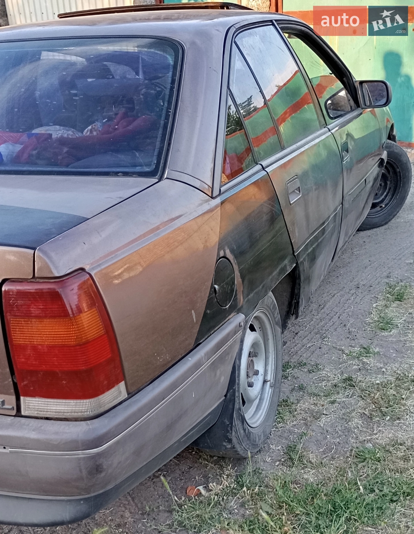 Opel Omega, 1987