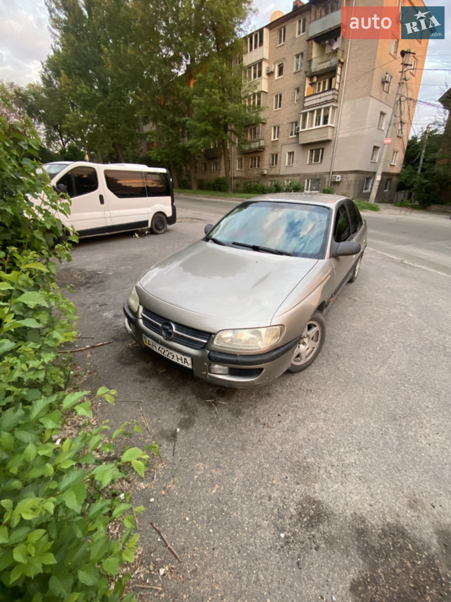 Opel Omega, 1996