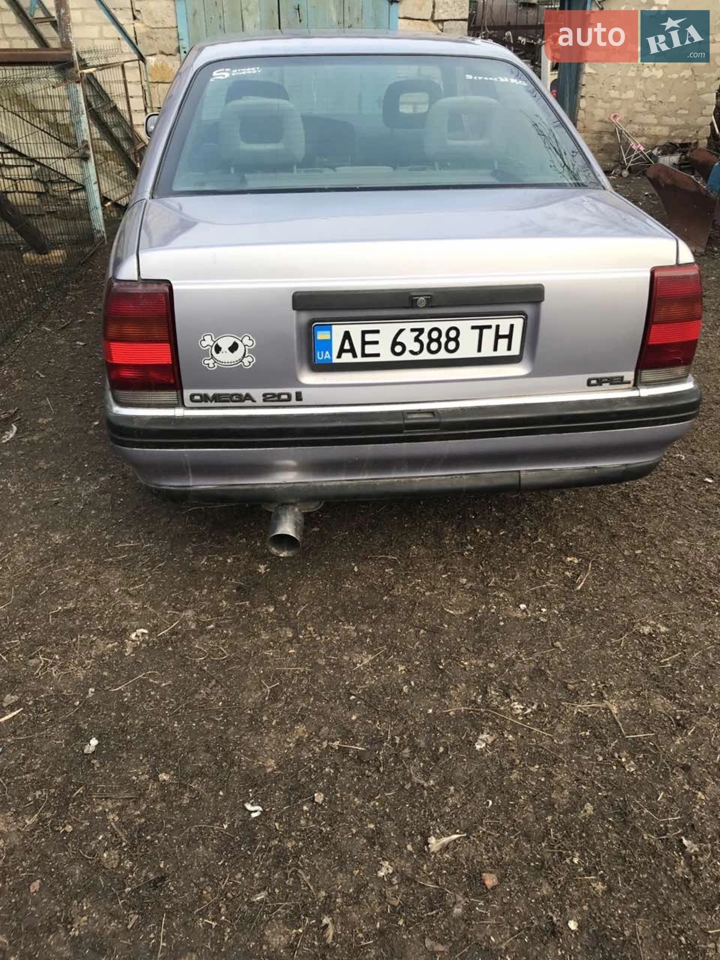 Opel Omega, 1993