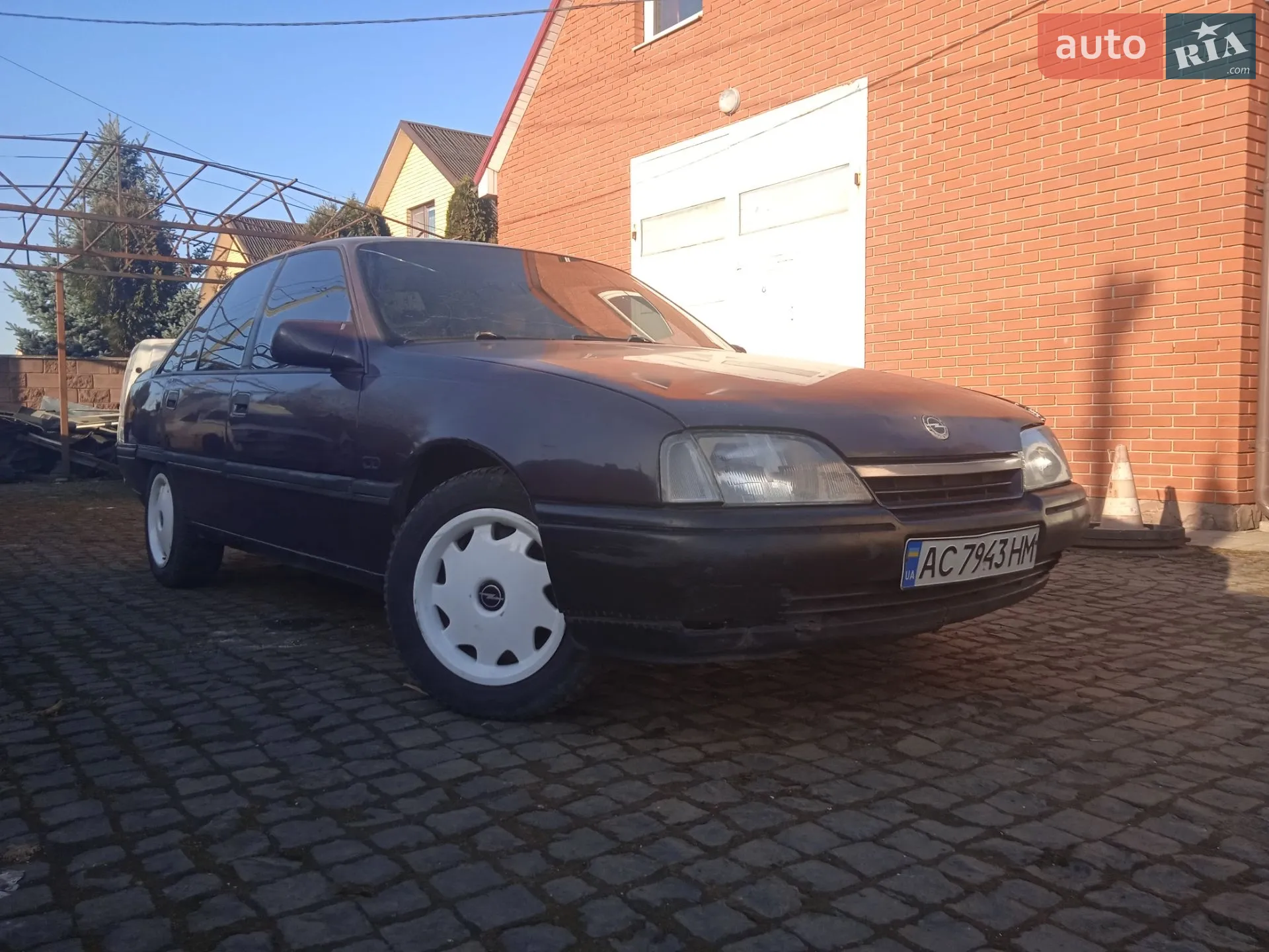 Opel Omega, 1990