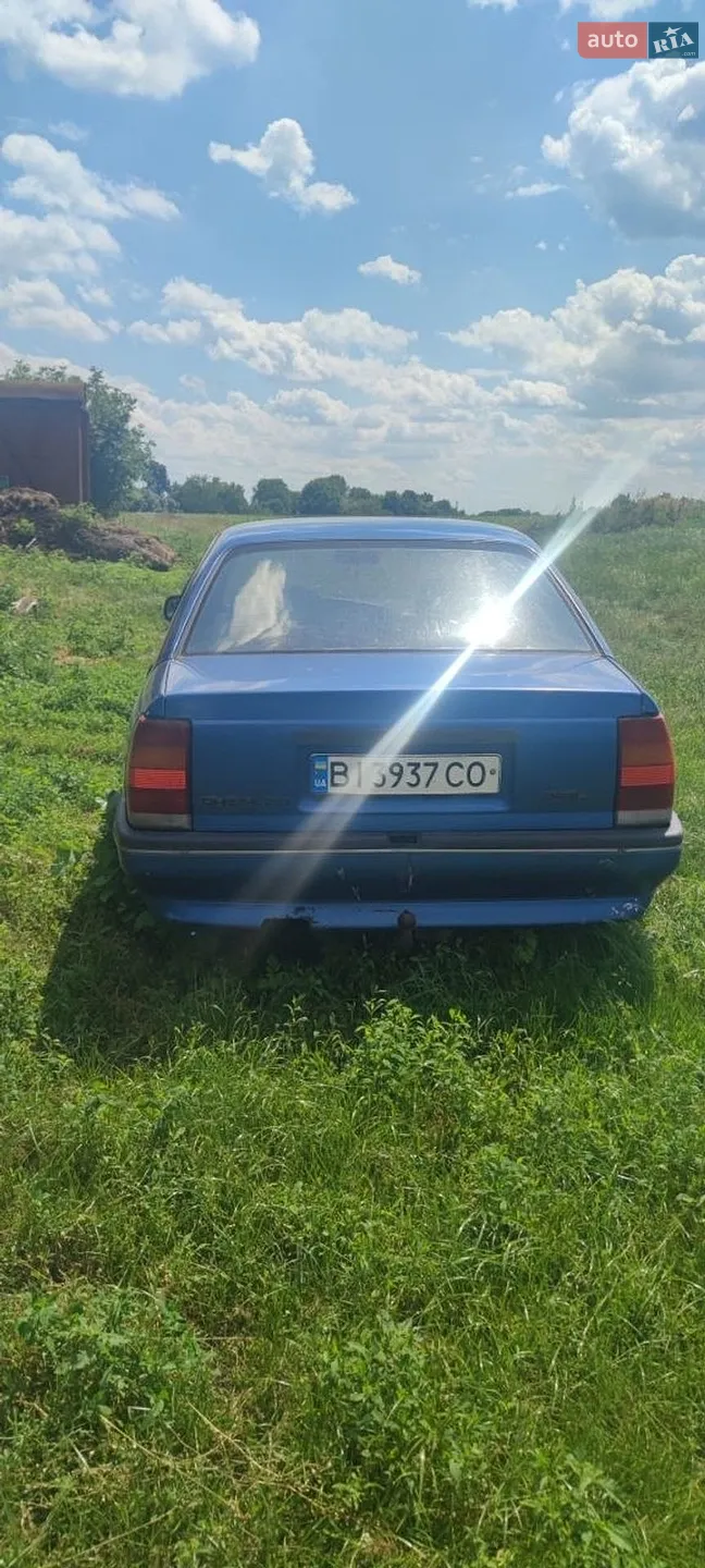 Opel Omega, 1989